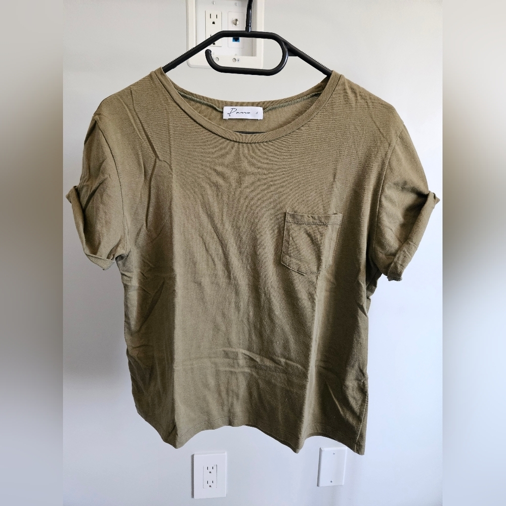 4/ $20 Military Green Chest Pocket short Sleeve T Shirt